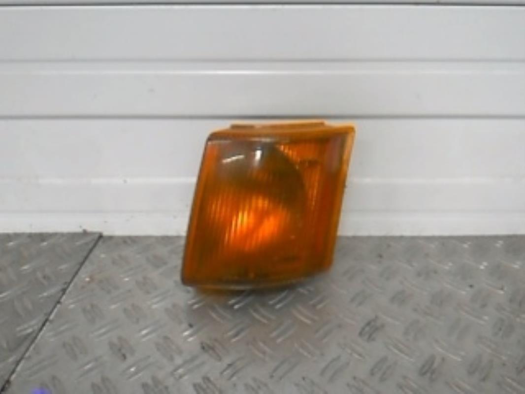 Optique avant secondaire gauche (feux)(clignotant)