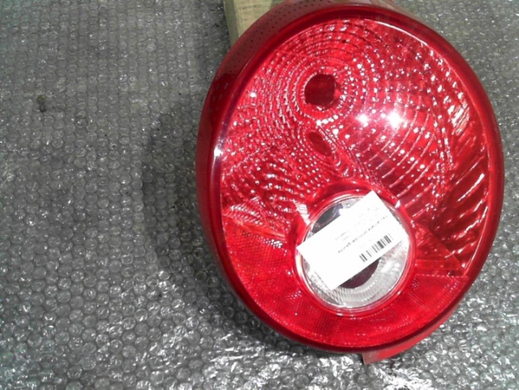 Fanale posteriore principale sinistro (luci)