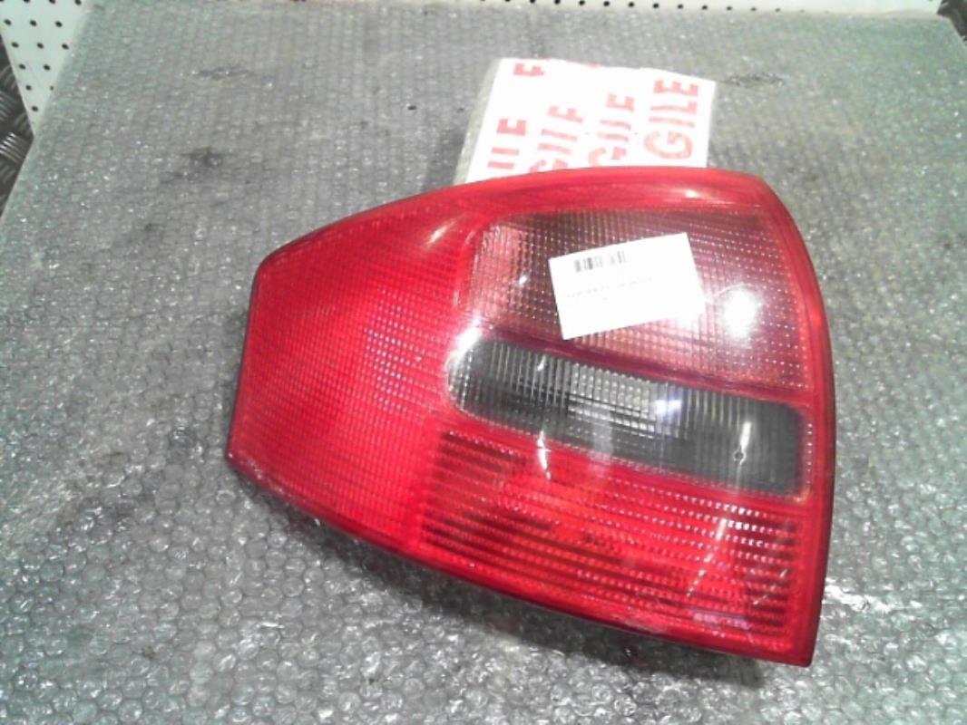 Fanale posteriore principale sinistro (luci)