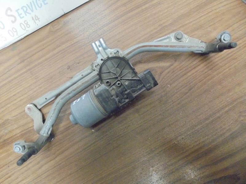 Moteur essuie glace avant