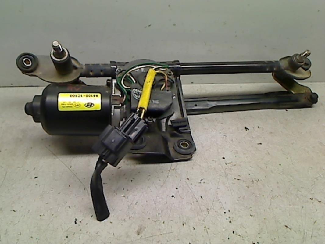 Moteur essuie glace avant