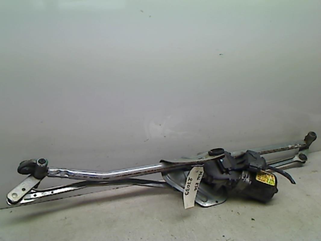 Moteur essuie glace avant