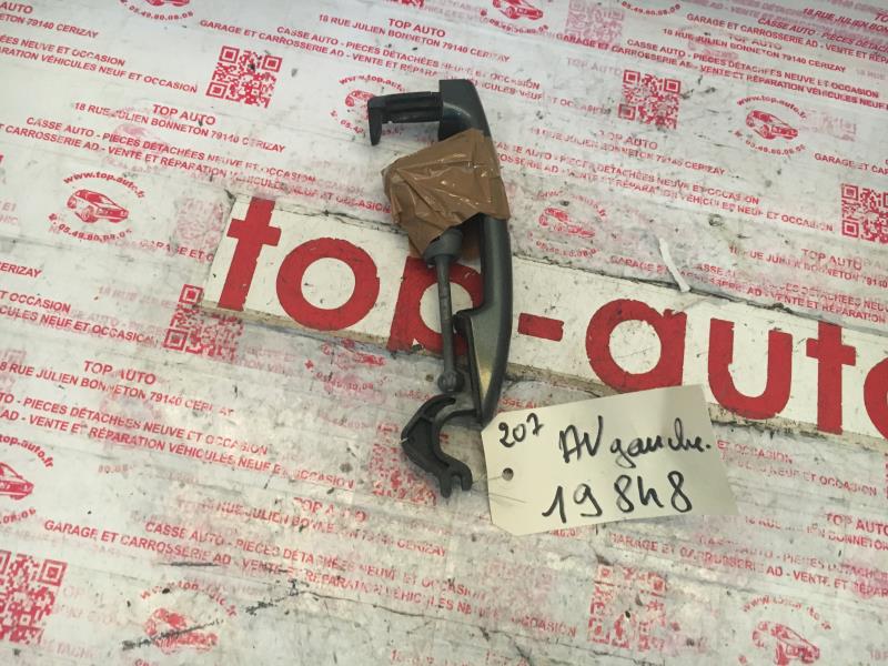 Poignee porte avant gauche