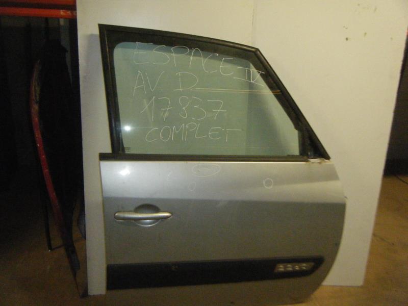 Porte avant droit