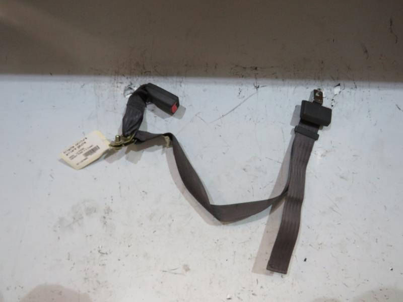 Attache ceinture arriere gauche