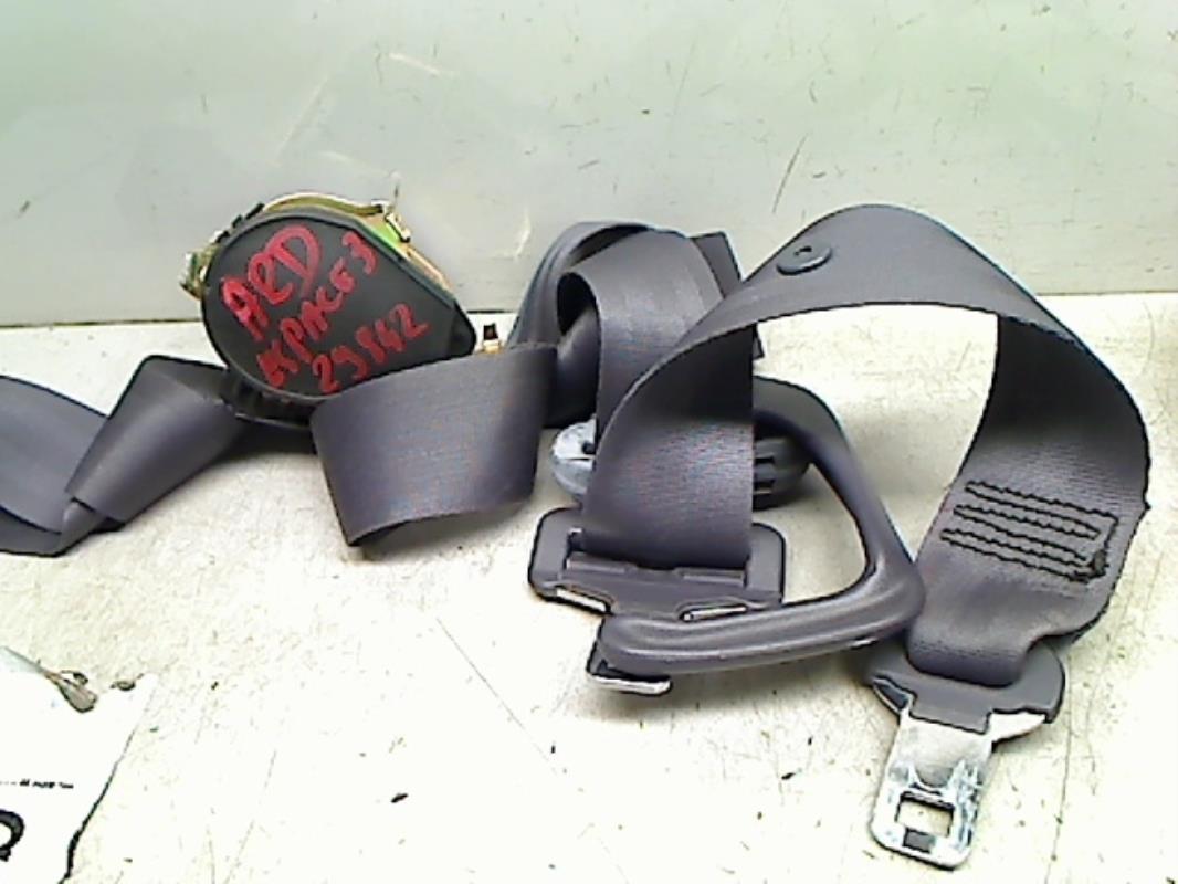 Ceinture arriere droit