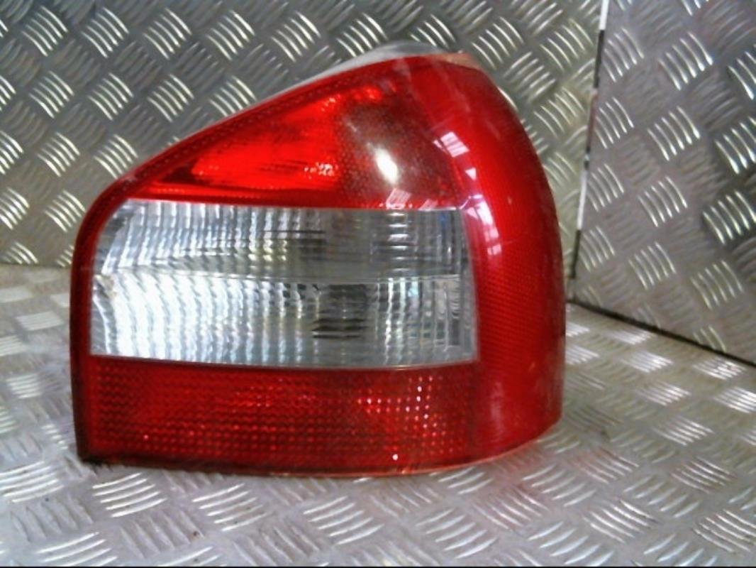 Fanale posteriore principale destro (luci)