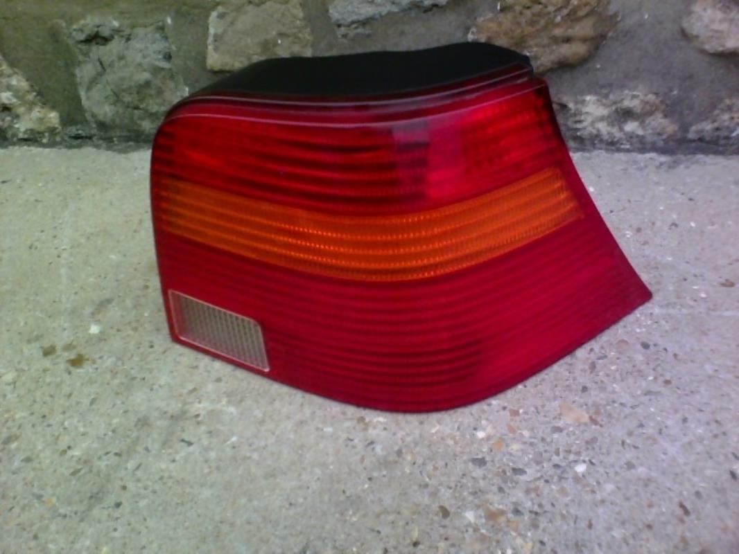 Fanale posteriore principale destro (luci)