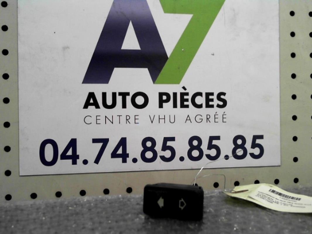 Interruttore lavacristalli anteriore destro