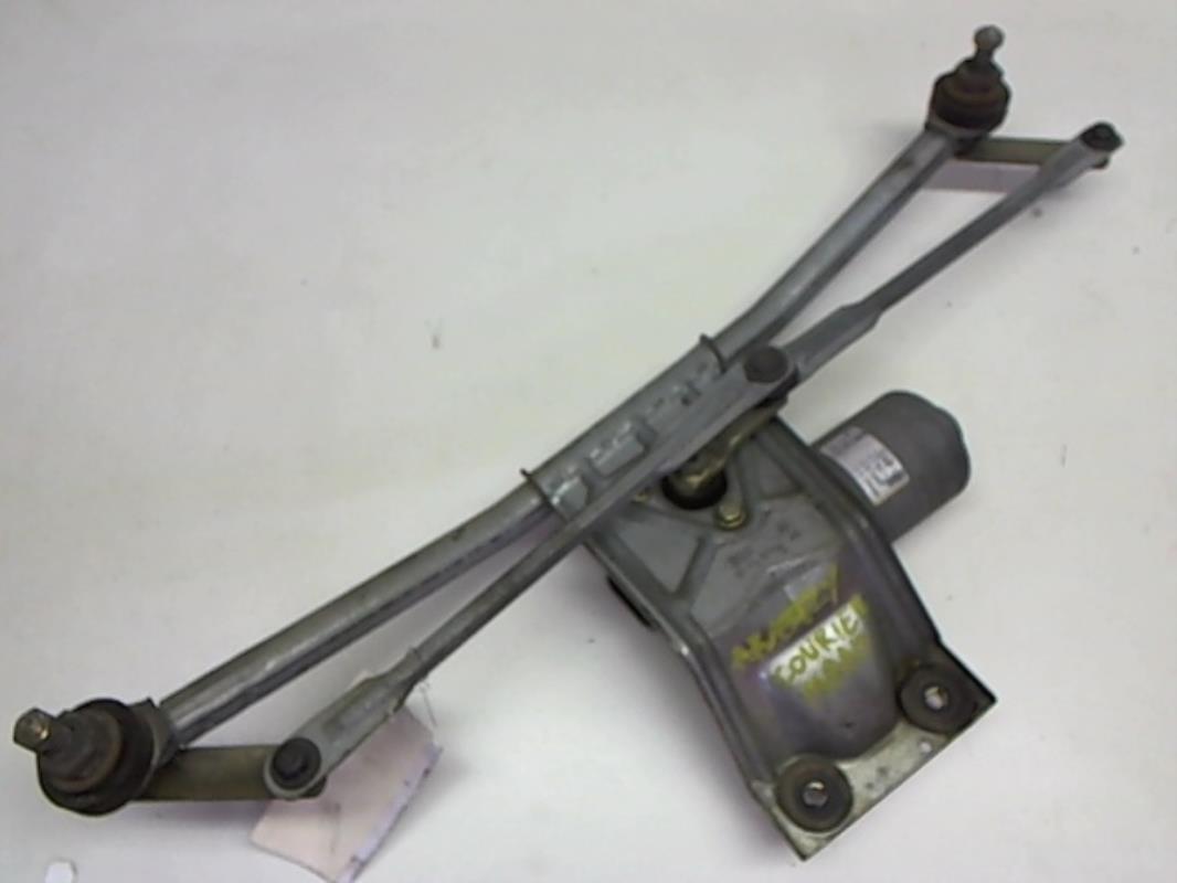 Moteur essuie glace avant