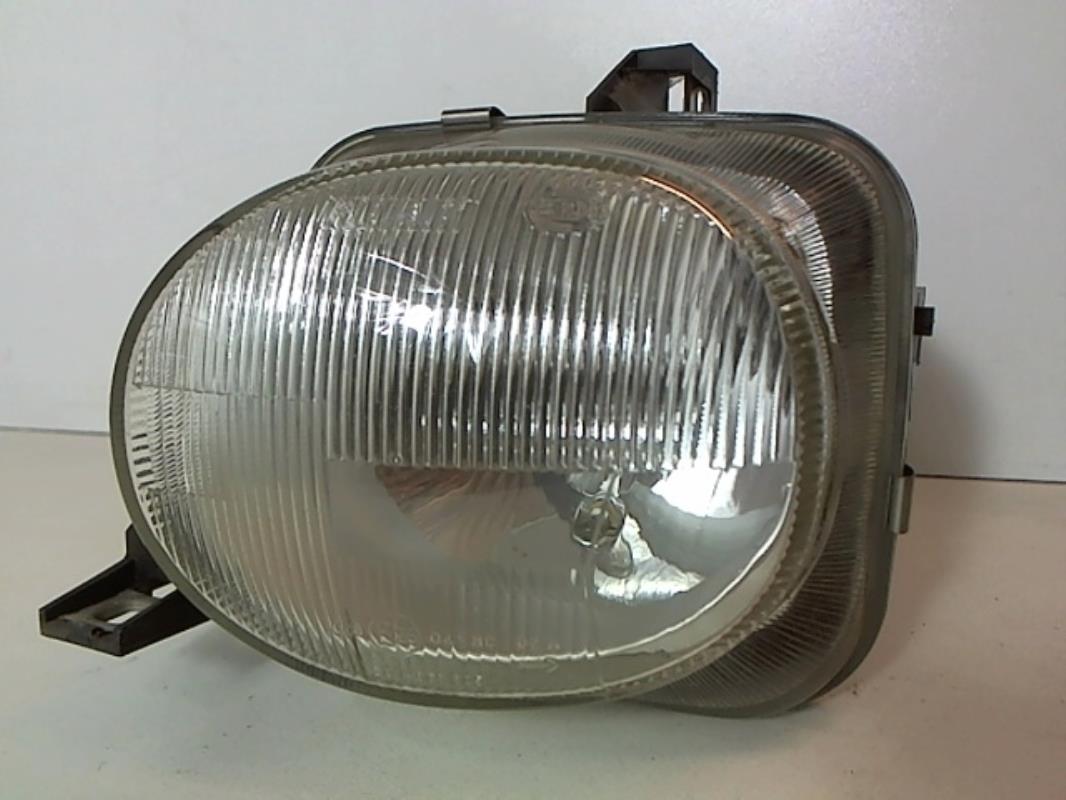 Optique avant principal gauche (feux)(phare)