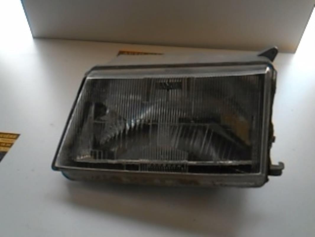 Gruppo ottico anteriore principale sinistro (luci)(faro)