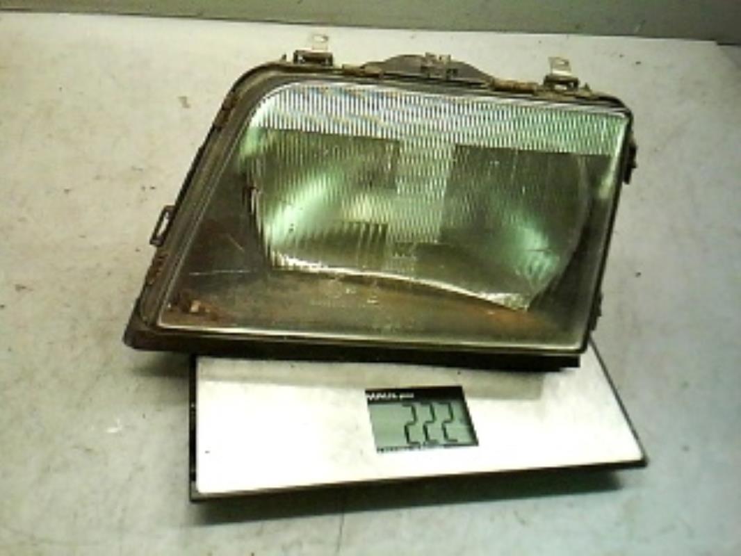 Phare Avant Gauche Pour OPEL ASCONA C – Occasion En Bon état – Halogène, Référence 9726602