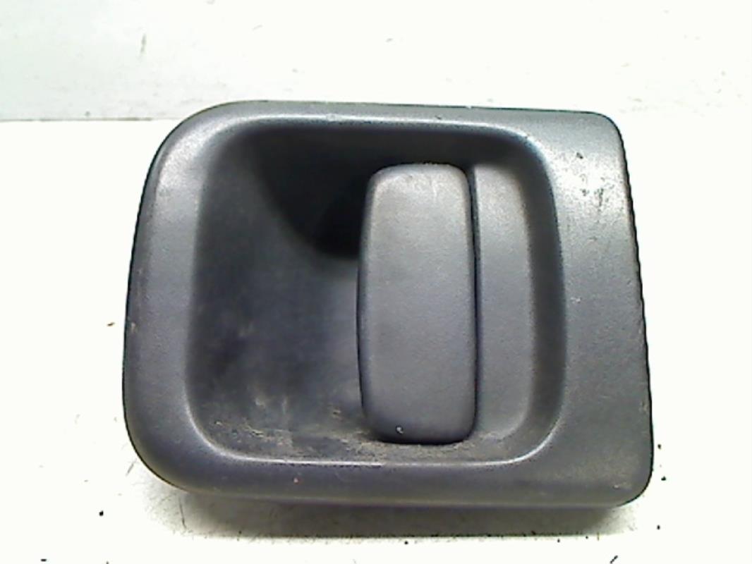 Poignee porte avant droit