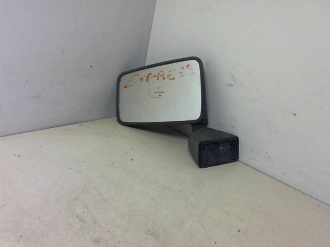 Retrovisor izquierdo