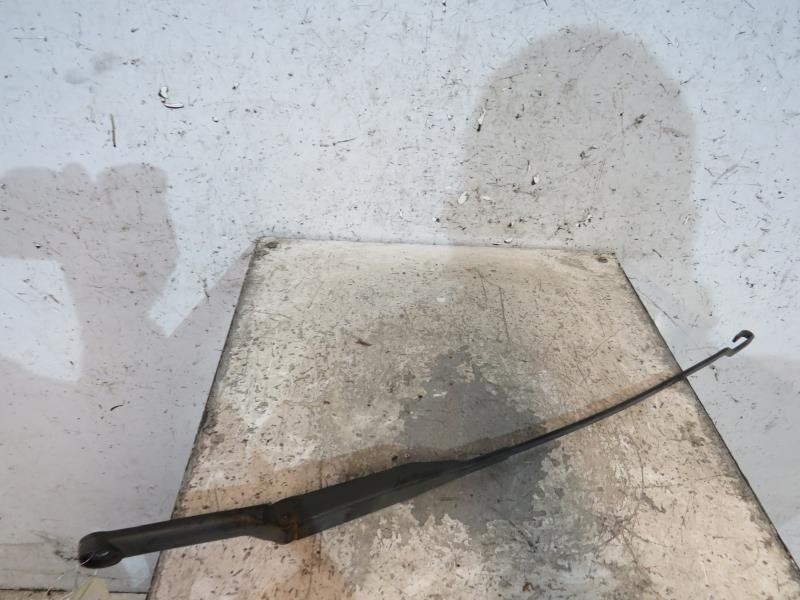 Bras essuie glace avant droit