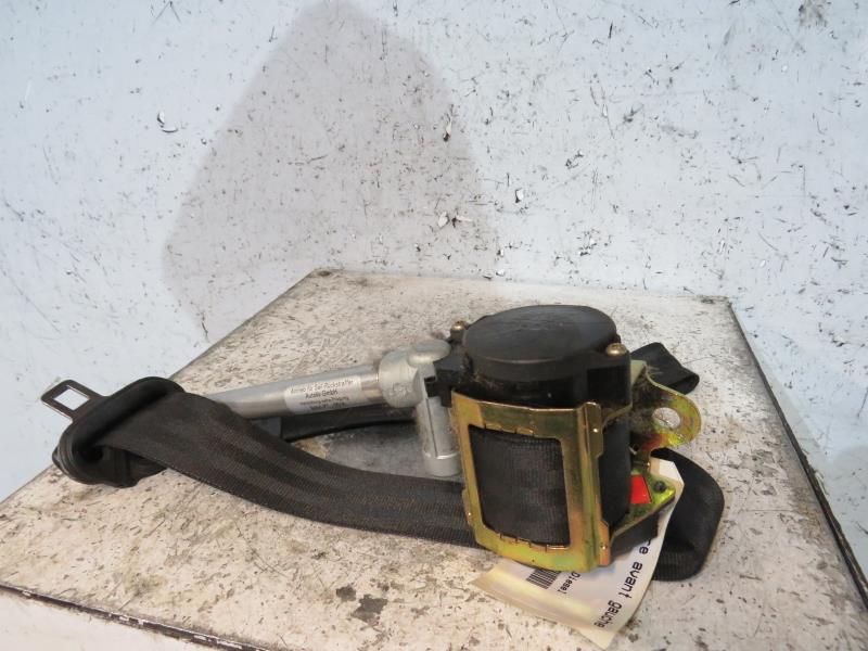 Ceinture avant gauche