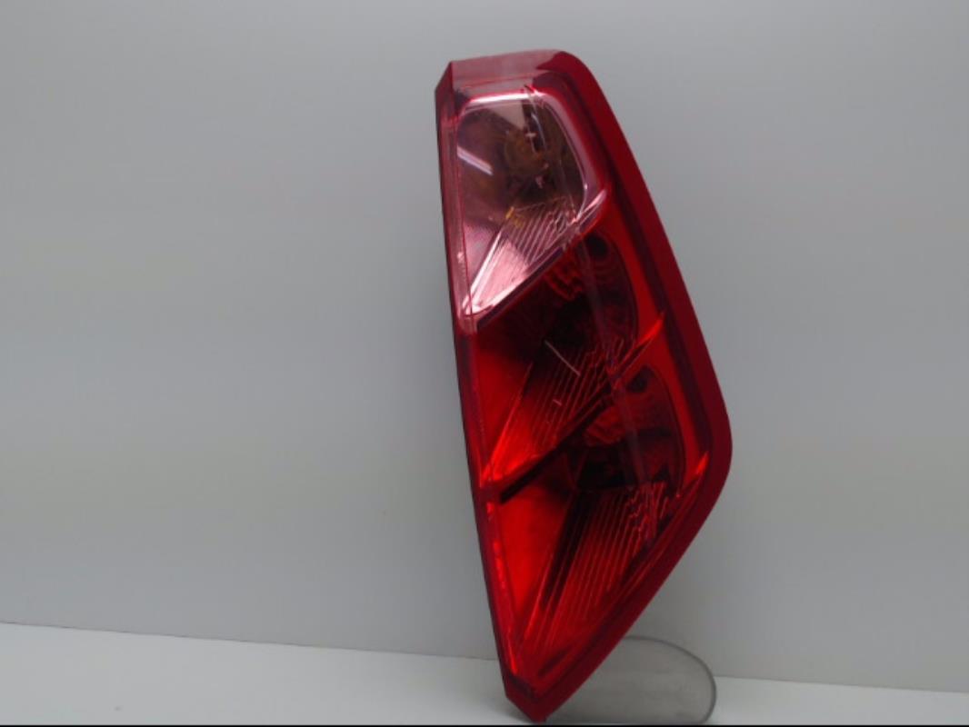 Fanale posteriore principale destro (luci)