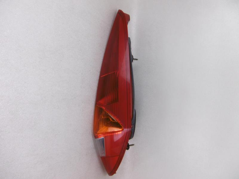 Fanale posteriore principale destro (luci)
