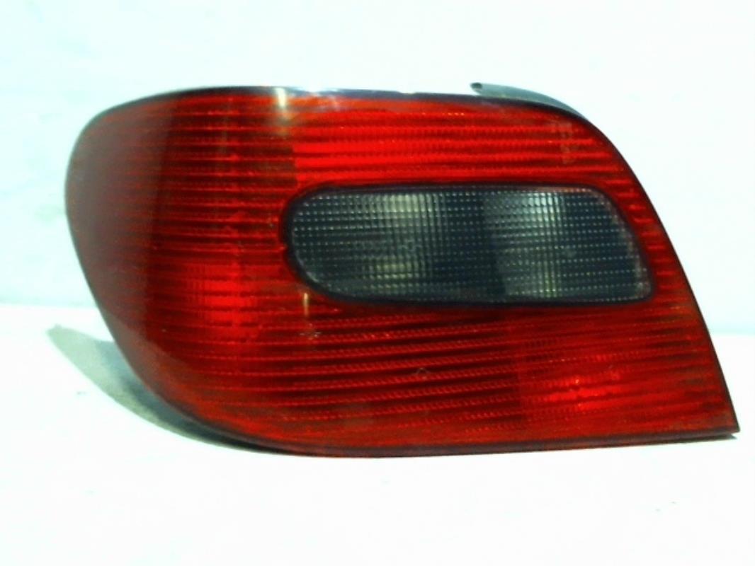 Fanale posteriore principale sinistro (luci)