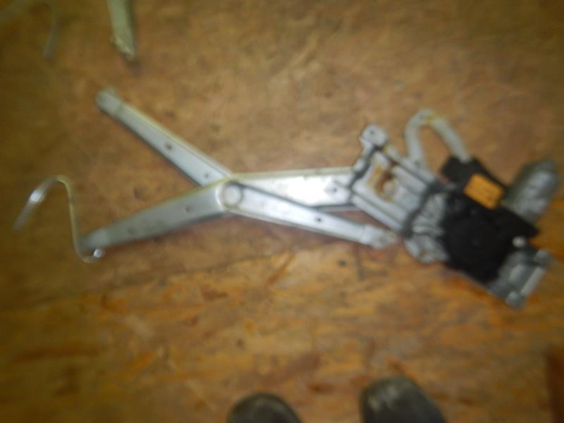 Leve vitre electrique avant droit