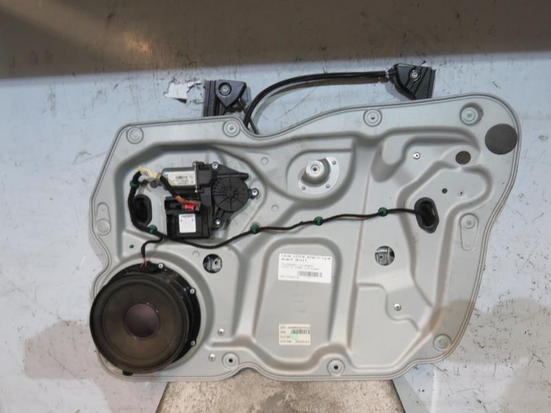 Leve vitre electrique avant droit