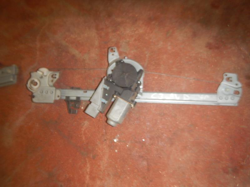 Leve vitre electrique avant droit