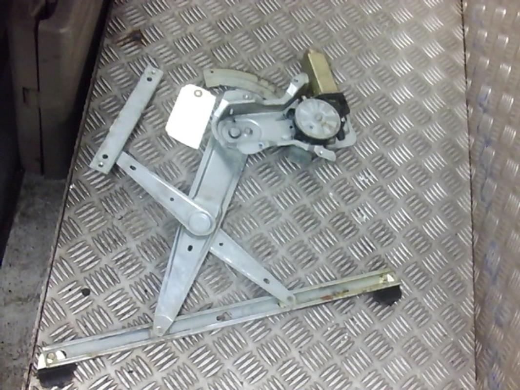 Leve vitre electrique avant droit