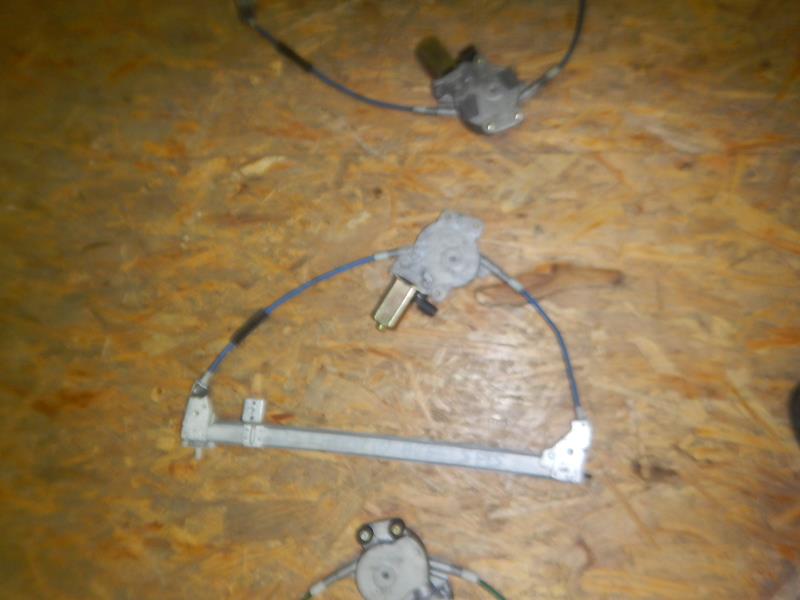 Leve vitre electrique avant gauche