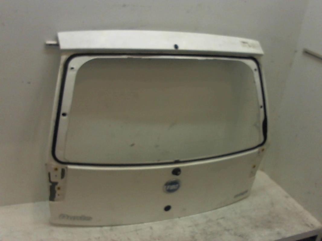 Malle/Hayon arriere