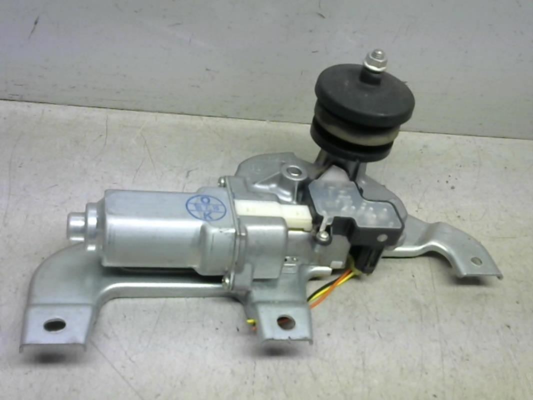 Moteur essuie glace arriere