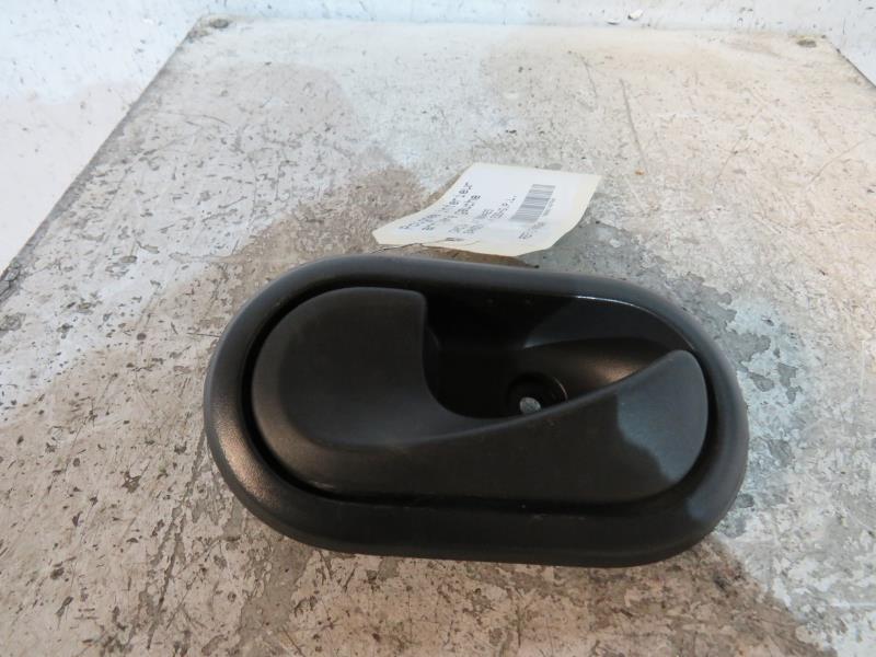 Poignee interieur arriere gauche