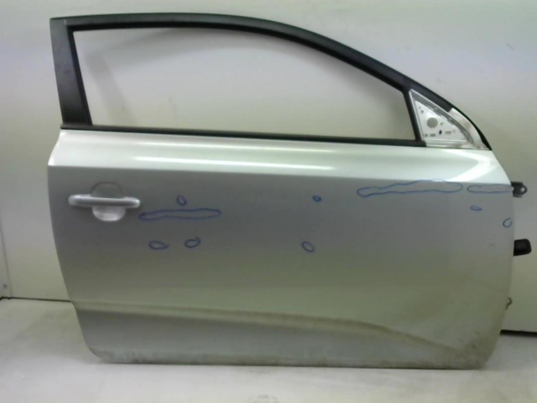 Porte avant droit