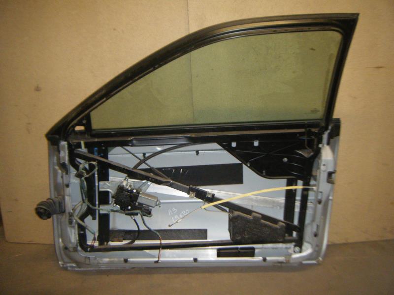 Porte avant droit