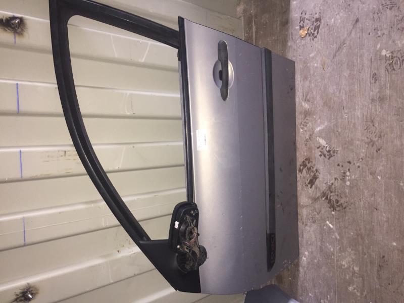 Porte avant gauche