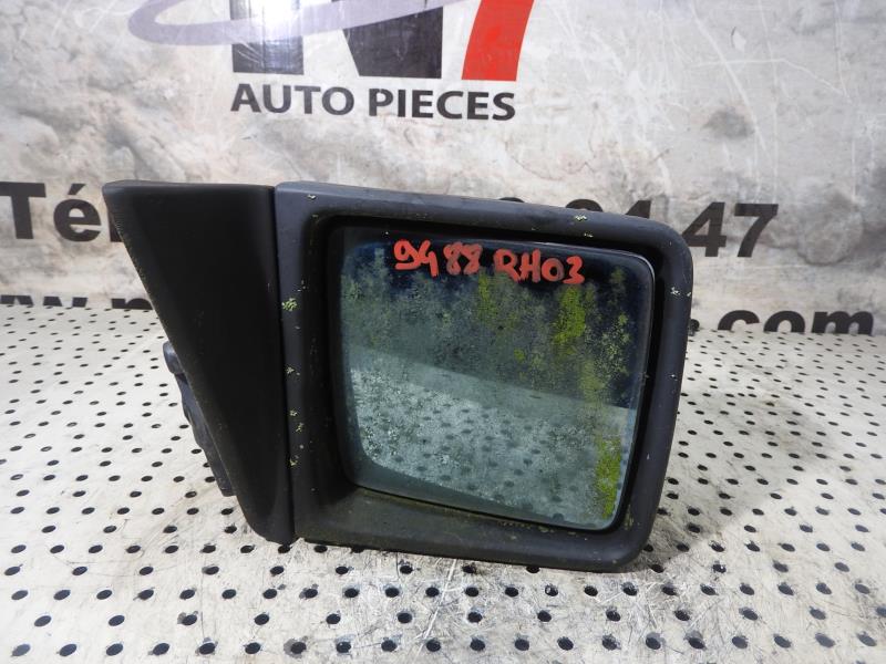 Retrovisor derecho