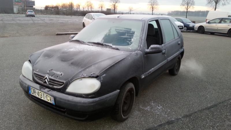 Motore tergicristallo anteriore