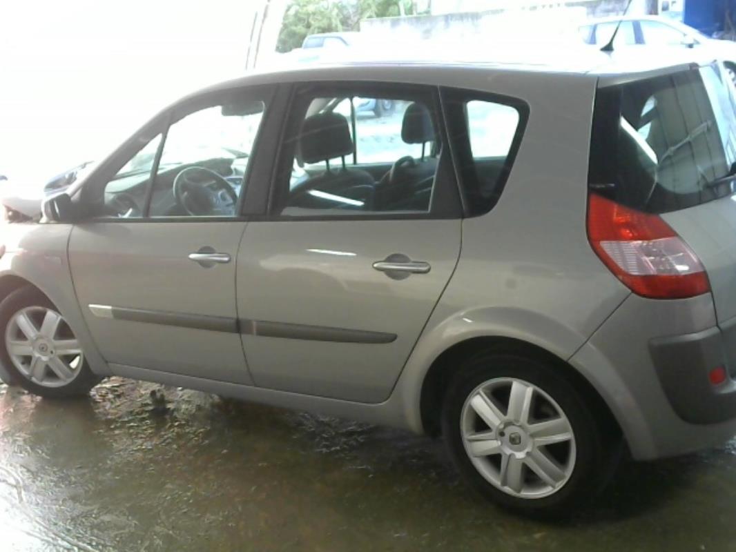Foto pieza de coche