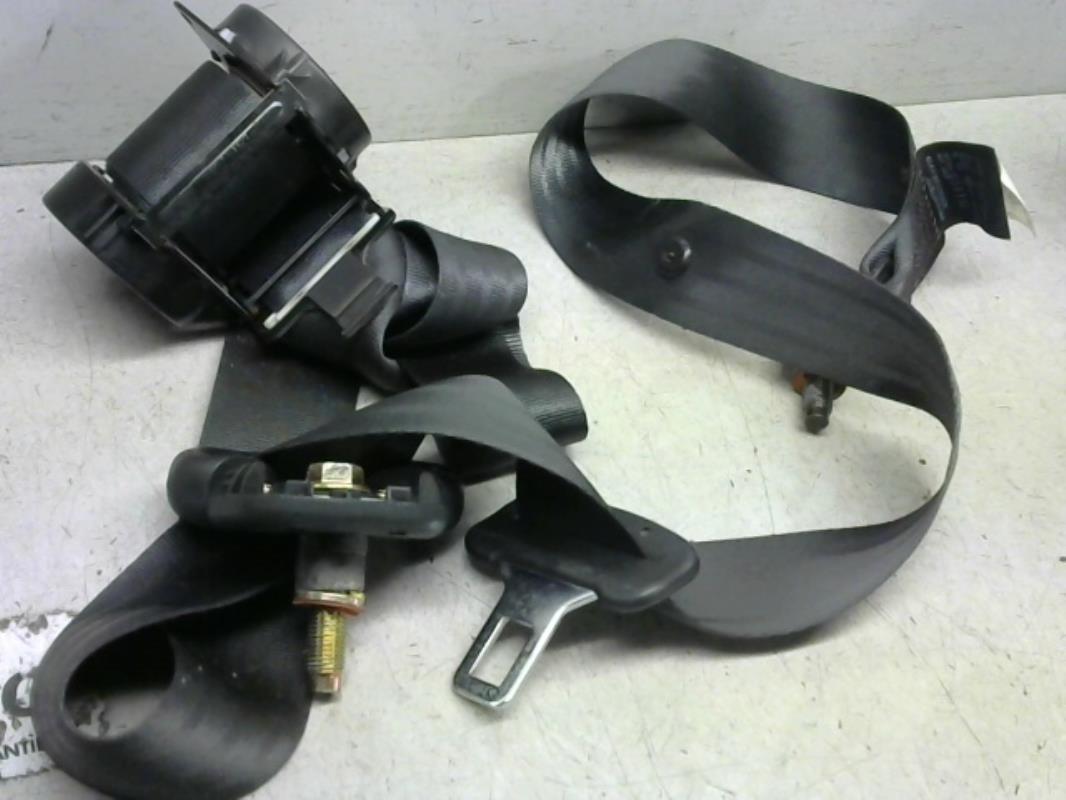 Ceinture arriere droit