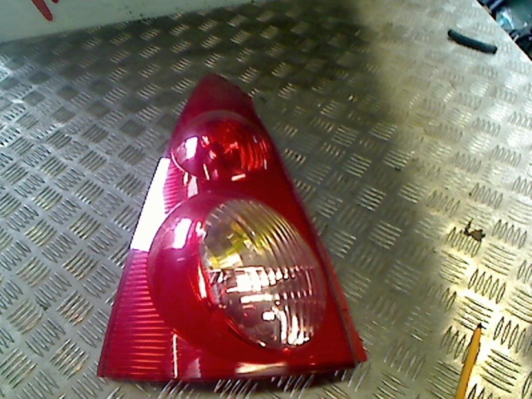 Fanale posteriore principale sinistro (luci)