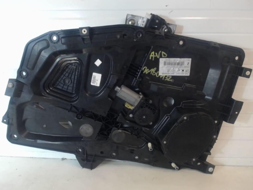 Leve vitre electrique avant droit
