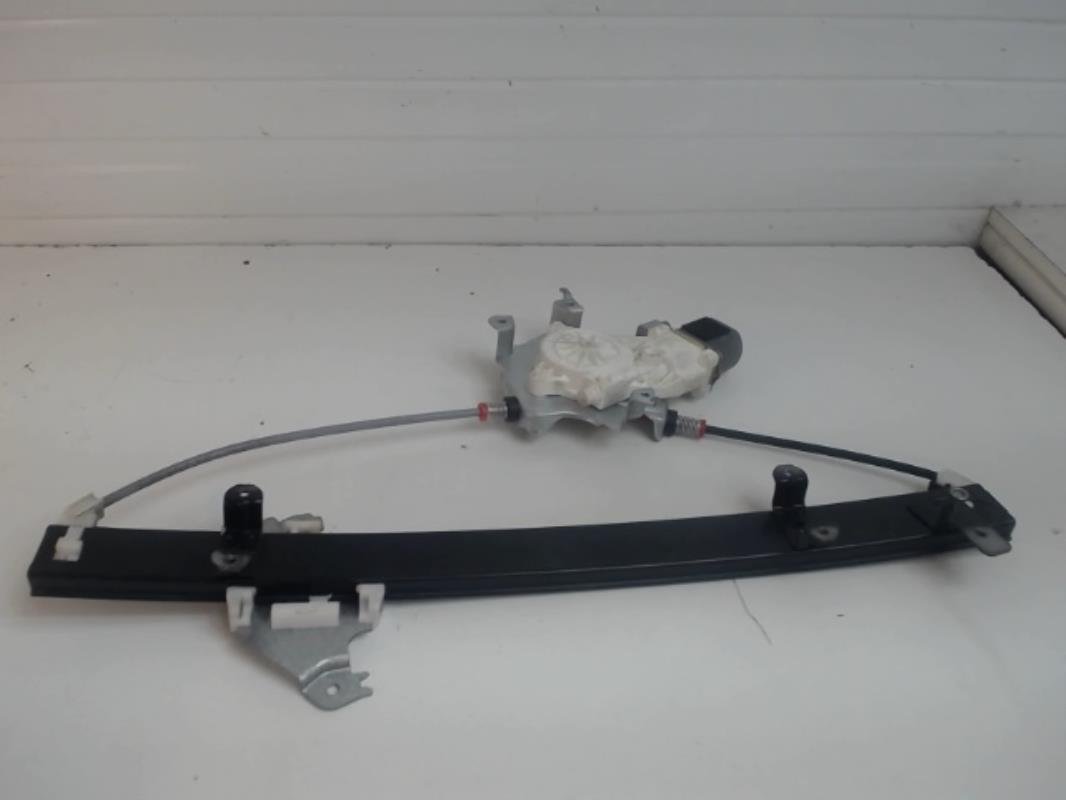 Leve vitre electrique avant droit