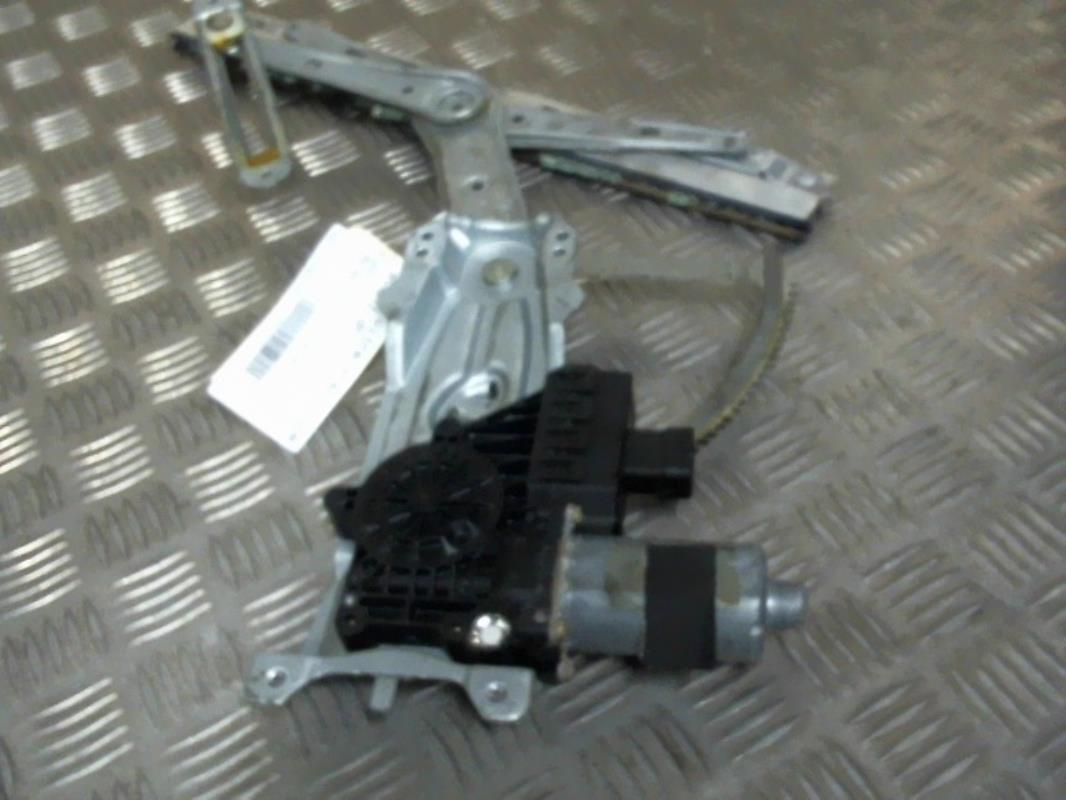 Leve vitre electrique avant droit