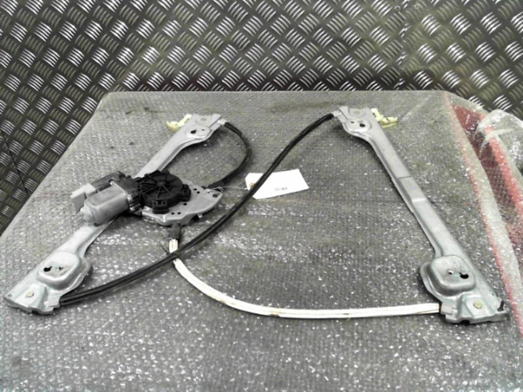 Leve vitre electrique avant gauche