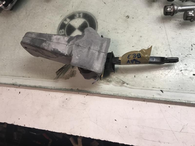 Arresto portiera anteriore destra