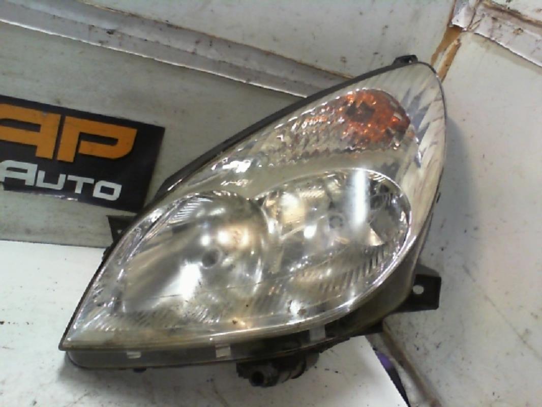 Gruppo ottico anteriore principale sinistro (luci)(faro)
