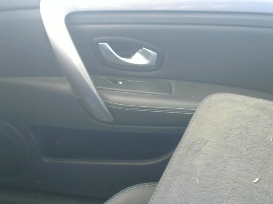Poignee interieur avant droit