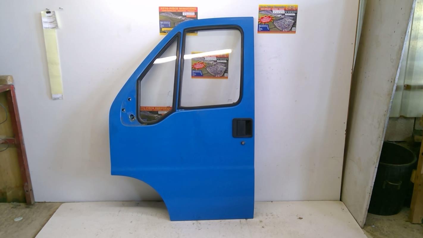 Porte avant gauche