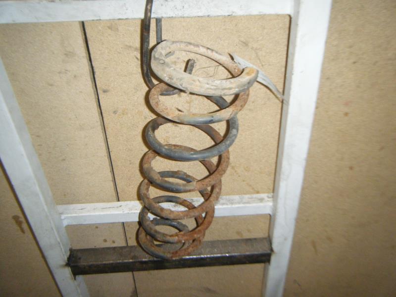 Ressort de suspension arriere droit