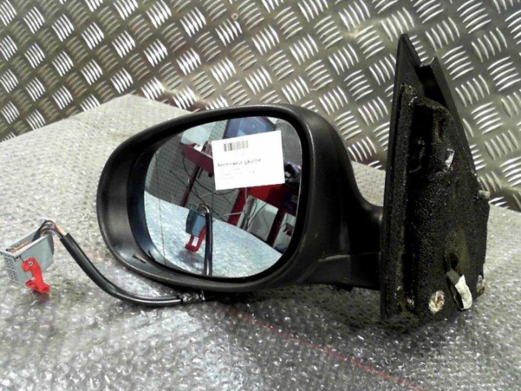 Retrovisor izquierdo